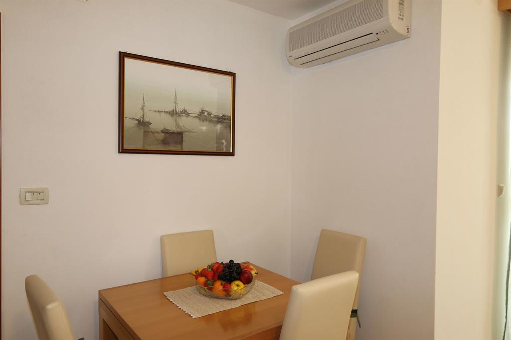 Apartment Bensak Klimno Exterior foto